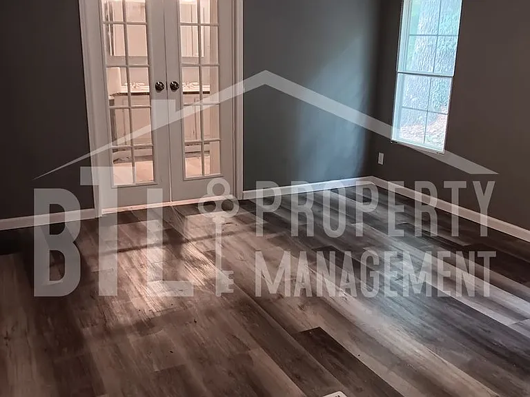 222 Meadow Hills Ln — Photo 5