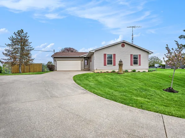 7974 Cain Rd, Jackson, MI 49201