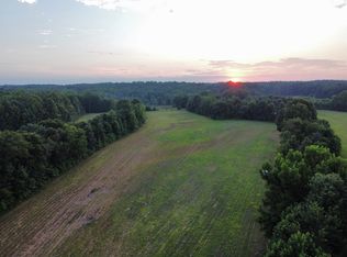 Roberts Rd, Pinson, TN 38366