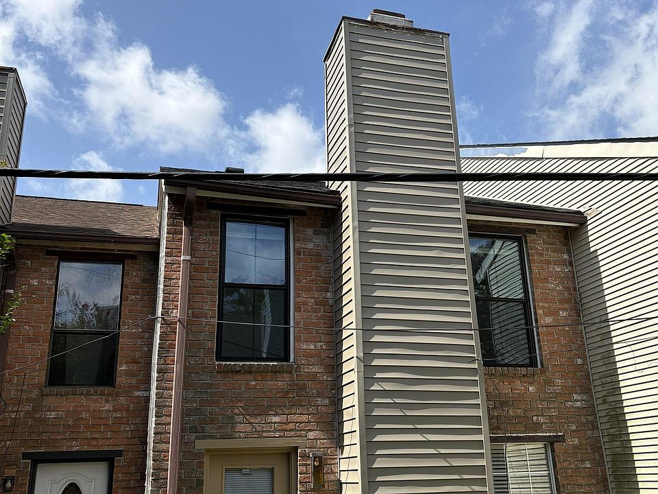 1st image of 5155 S Oaks Dr