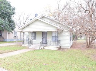 1002 S 12th St, Temple, TX 76504