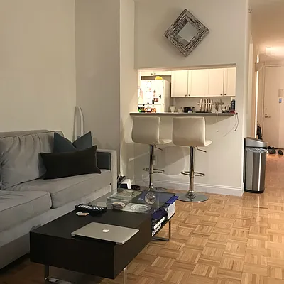 Sold by E Realty International Corp | media 3