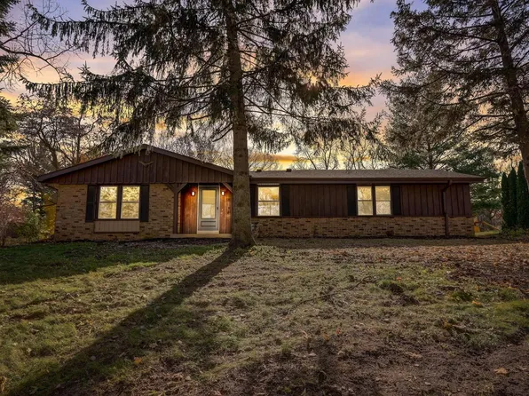 11285 West 7 1/8 Mile ROAD, Franksville, WI 53126