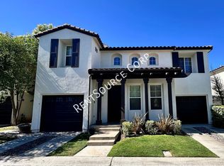 28132 Castillo Ln, Valencia, CA 91354