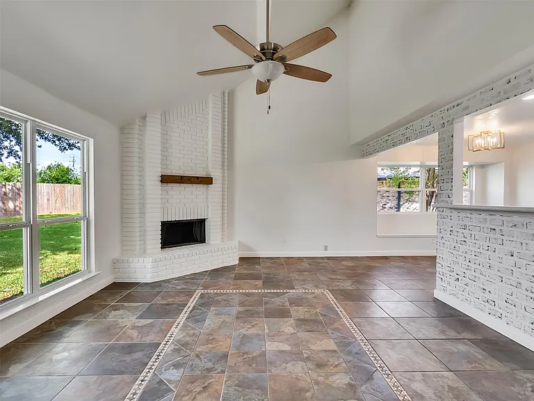 423 Forest Hills Dr — Photo 28