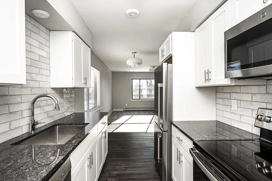 2 bed, 1.5 bath, $1,725 — Photo 4
