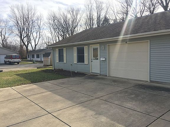 5th image of 122 Tiffin Ave