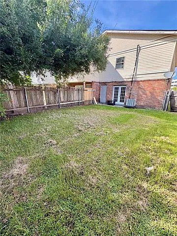 630 Commerce St — Photo 10
