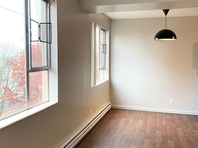 2020 Building — Photo 51