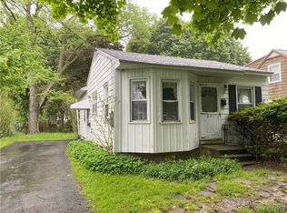 213 Windemere Rd, Syracuse, NY 13219