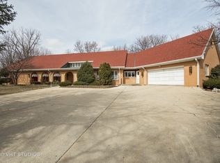 2923 Avenue Loire, Oak Brook, IL 60523