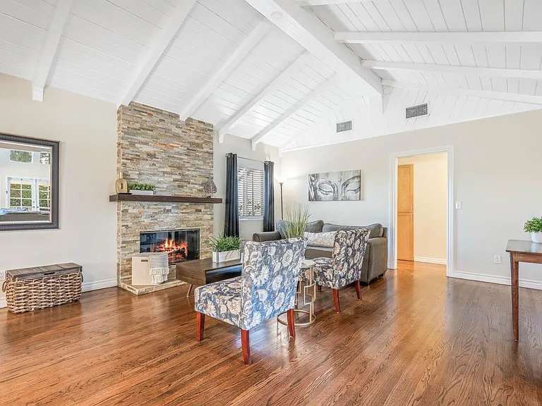 5659 Corbin Ave — Photo 25