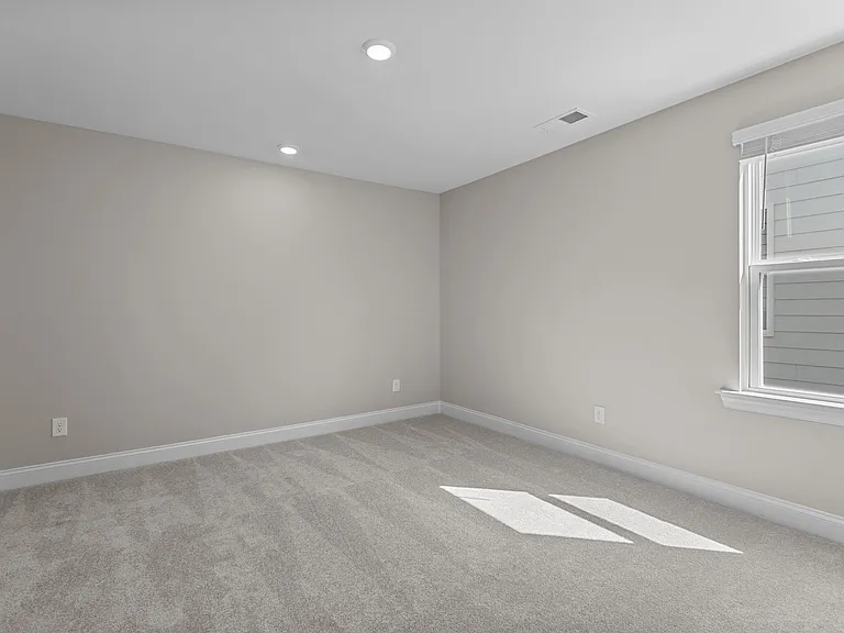 1701 Clydner Dr — Photo 34