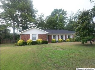 2403 13th St SE, Decatur, AL 35601