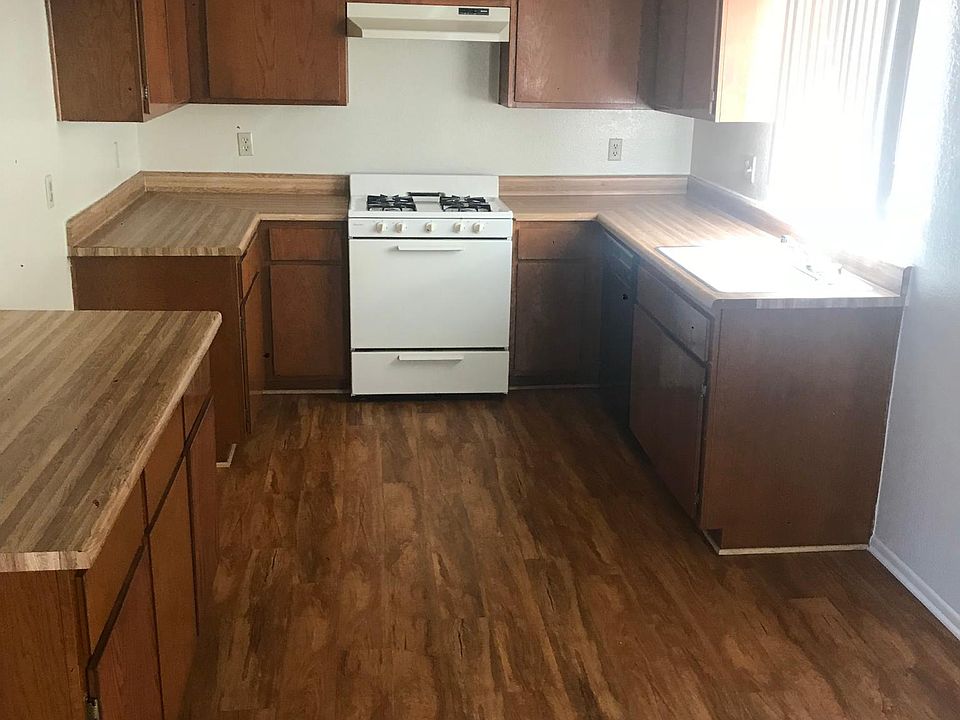 1st image of 14118 Cordary Ave APT 23