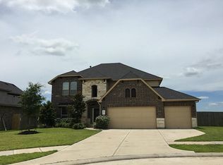 9122 Wheatfield Ln, Rosenberg, TX 77469