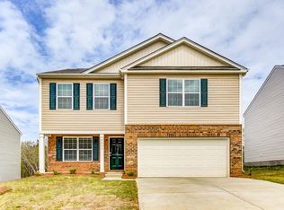 2895 Sherrills Stream Dr, Sherrills Ford, NC 28673