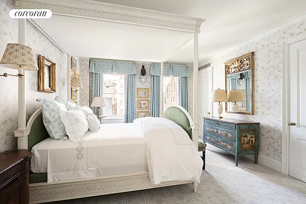 Sold by Corcoran | media 10