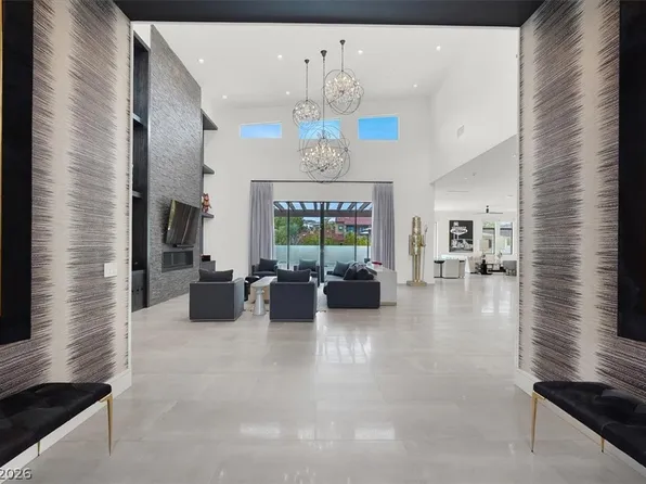 20 Pebble Hills Ct, Las Vegas, NV 89141