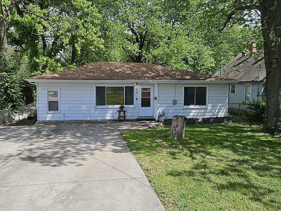 1st image of 2648 N Howard Avenue
