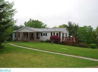 25140 Buena Vista Rd, Rockbridge, OH 43149