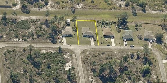 2nd image of 421 Vanetta Dr