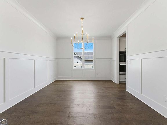 4th image of 2690 Marie Way