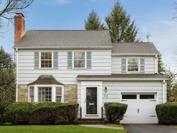 312 Wells Street, Westfield Town, NJ 07090