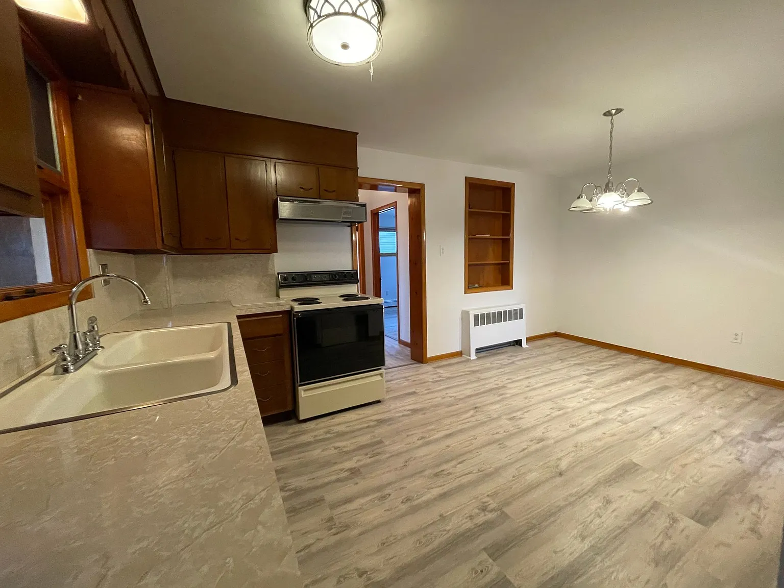 18 High St — Photo 3