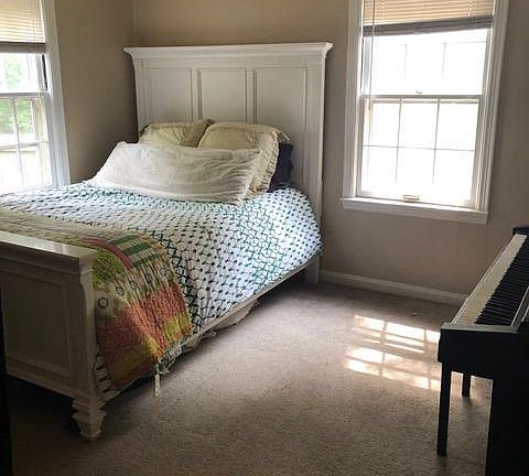 Guest bedroom