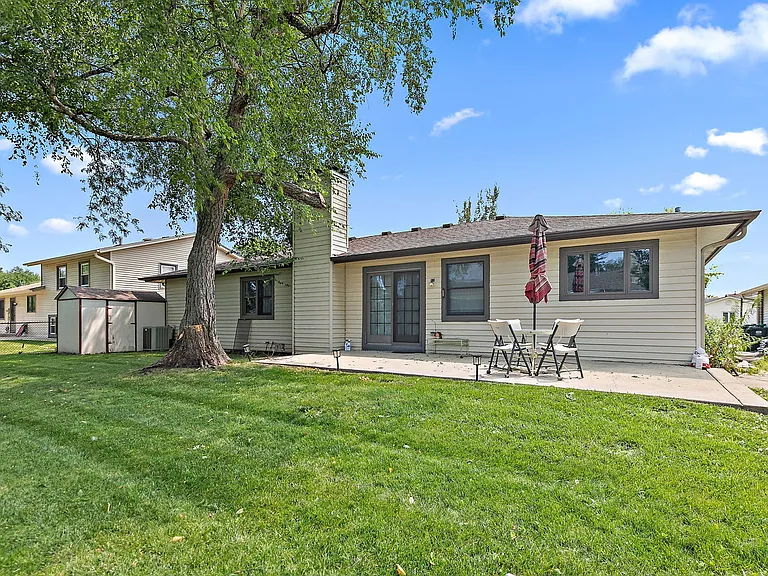 1037 Conrad Ct — Photo 17