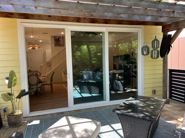 411 S 14th St, Fernandina Beach, FL 32034