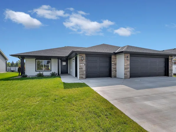 76 Meadow Ln, Cold Spring, MN 56320