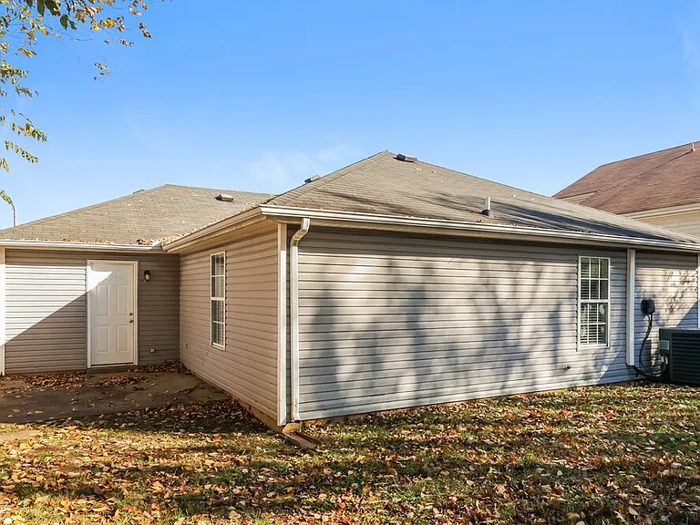 4104 Pepperwood Dr — Photo 16