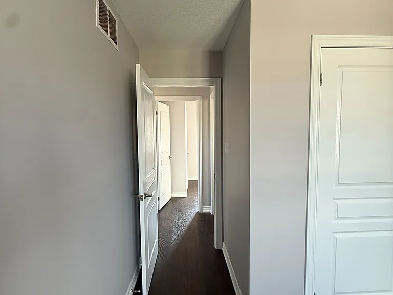 53 Oliver Ln — Photo 34