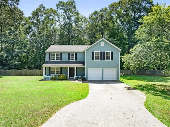 55 Clover Ct, Powder Springs, GA 30127