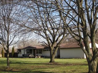 1995 Columbus Ave, Akron, OH 44320