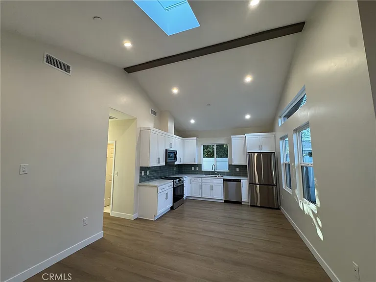 17522 1/2 Tribune St — Photo 1