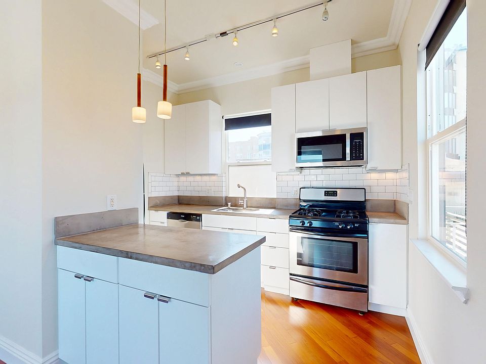 1st image of 1046 Pacific Ave #4