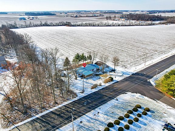 4th image of 670 Woodland Dr