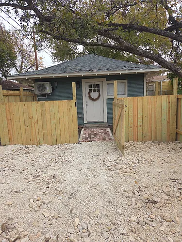 843 Rigsby Ave #2 Photo 1