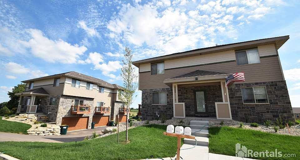 1st image of 4321-4325 N Towne Ct