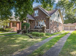 886 Notre Dame St, Grosse Pointe, MI