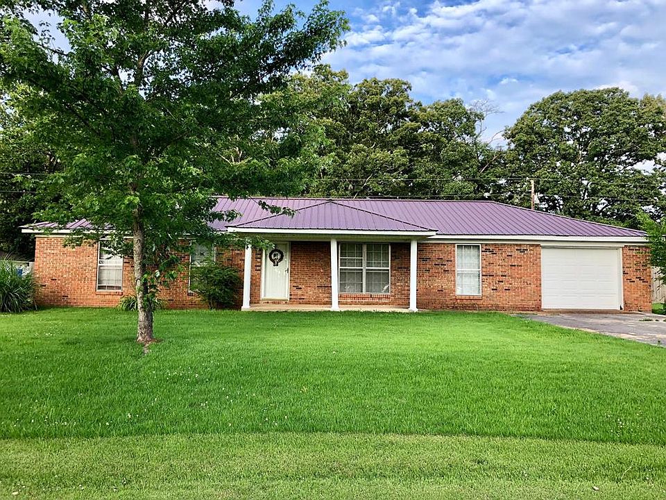 1st image of 334 Greer Dr