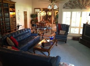 1604 Westbourne Way, Bakersfield, CA 93309