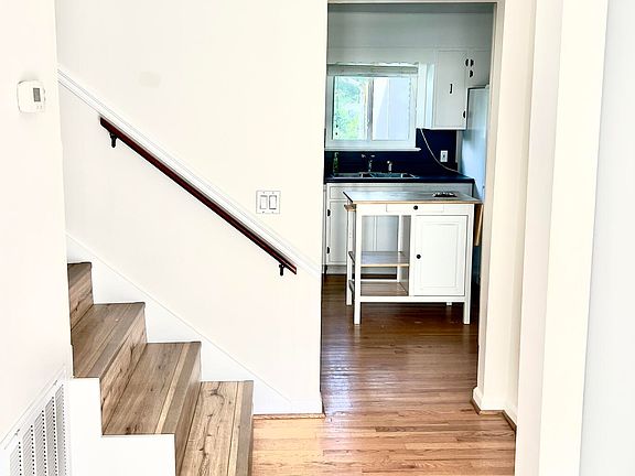 2nd image of 450 Shannon Dr