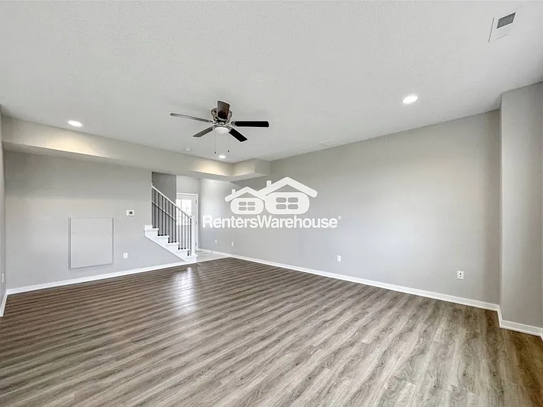 7000 Lake Ridge Ave #13 — Photo 10