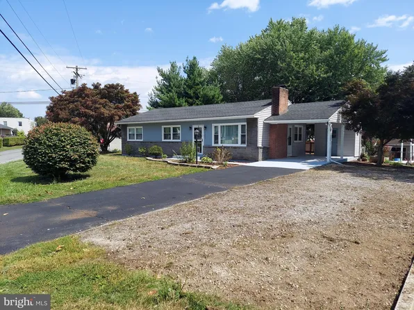 17933 Alpine Dr, Maugansville, MD 21767