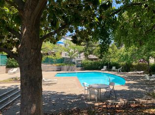 385 Camelback Rd, Pleasant Hill, CA 94523