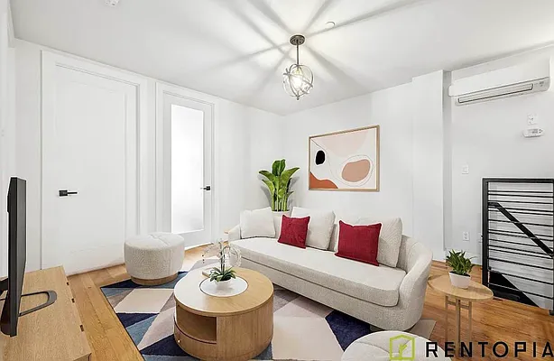 Rented by Rentopia | media 1